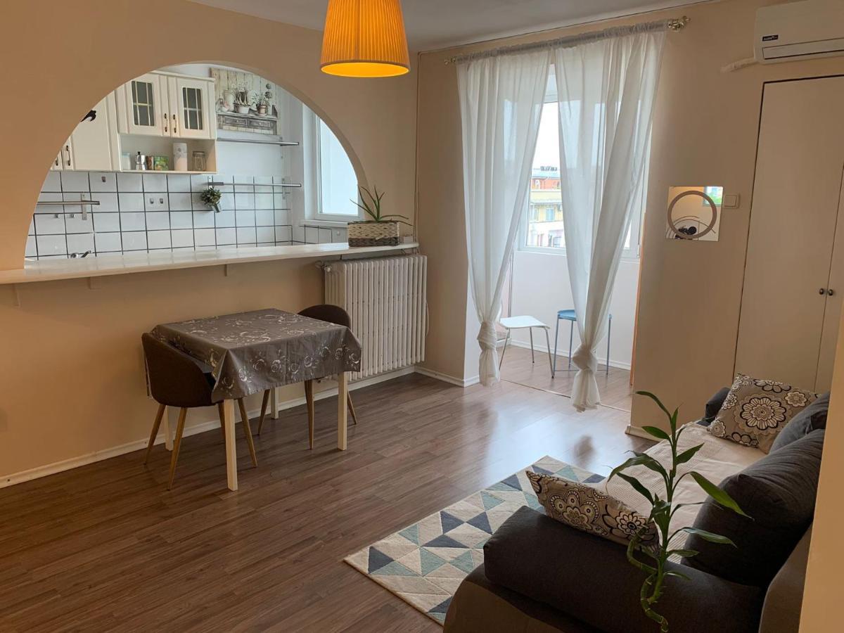 Eva Twin Apartments Bucarest Esterno foto