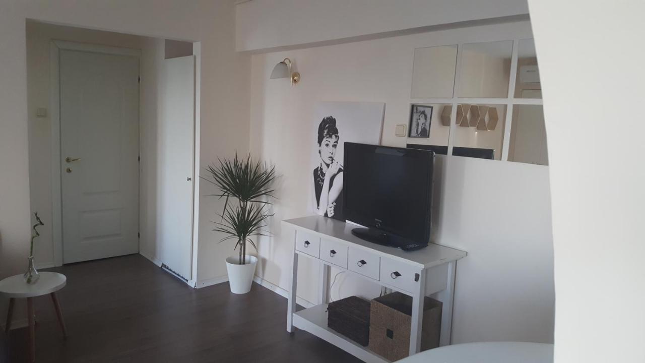 Eva Twin Apartments Bucarest Esterno foto